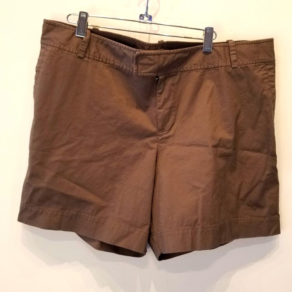 Mossimo Moss Green Camo Shorts Stretch Shorts Pockets Plus Size 20